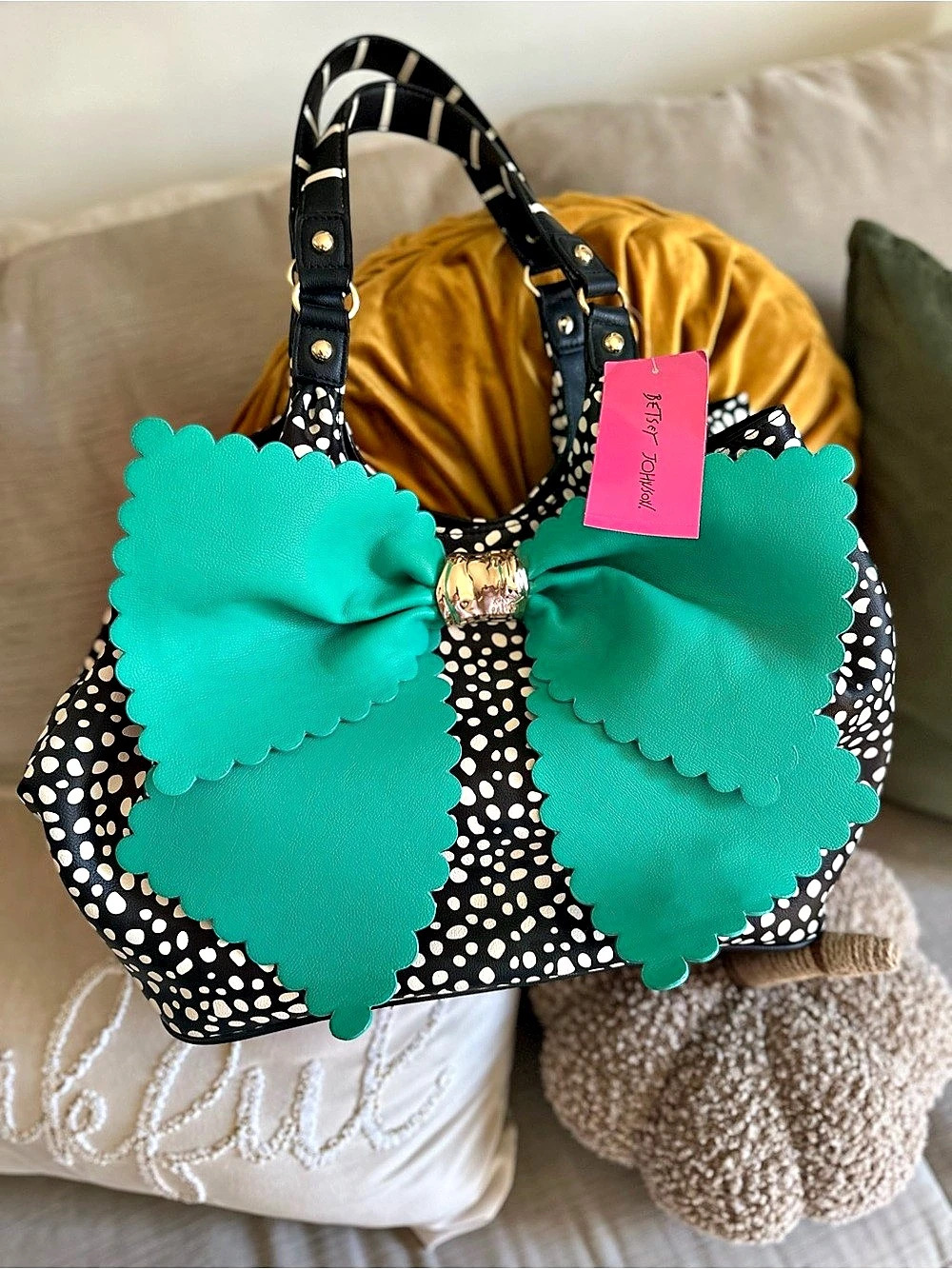 BNWTs Betsey Johnson Knot Your Average Spot Tote Black & Turquoise